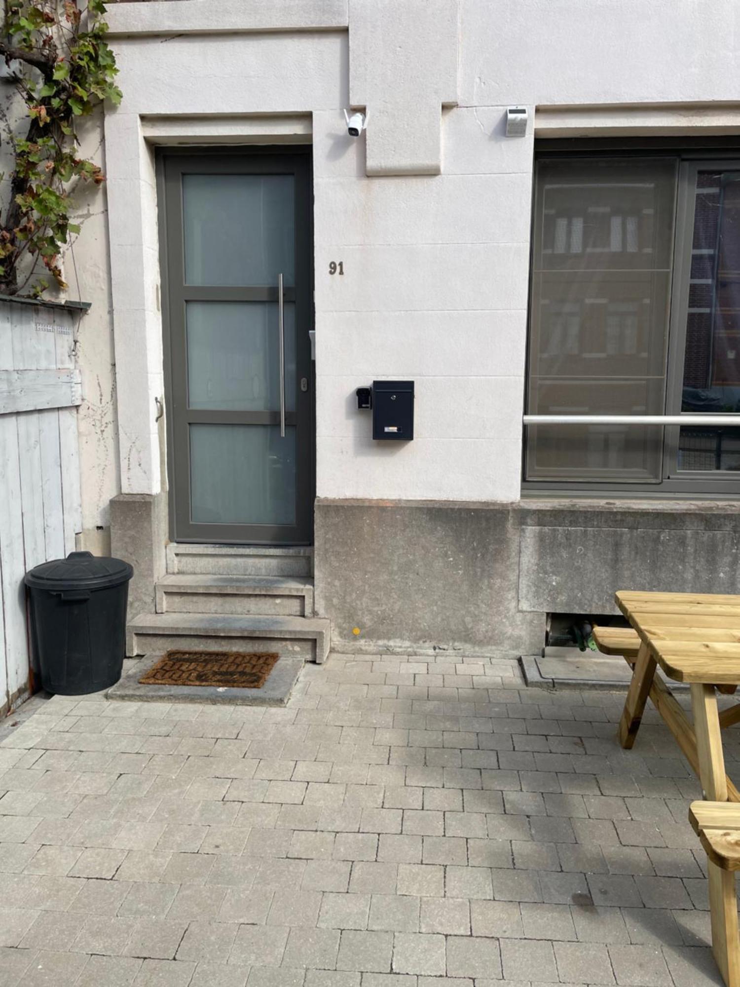 Chez Auguy Et Deborah Hotell Antwerpen Eksteriør bilde